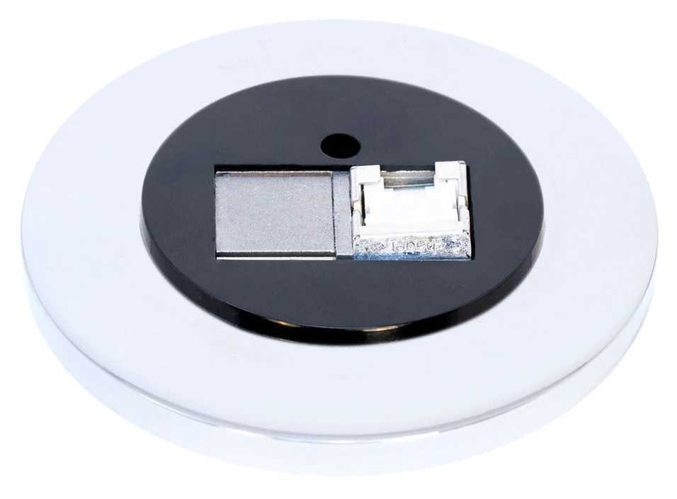 Cuisine et bureau : prises USB, RJ45 et sorties de câble